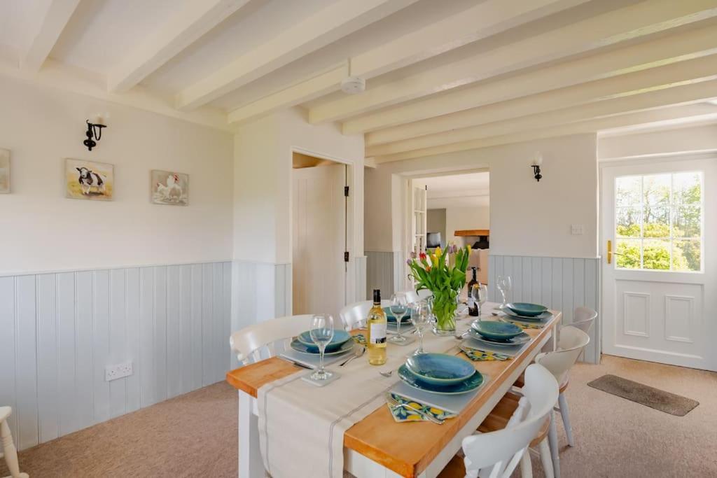 Rhos Y Bel Cottage Angelsey Llangadwaladr  Kültér fotó