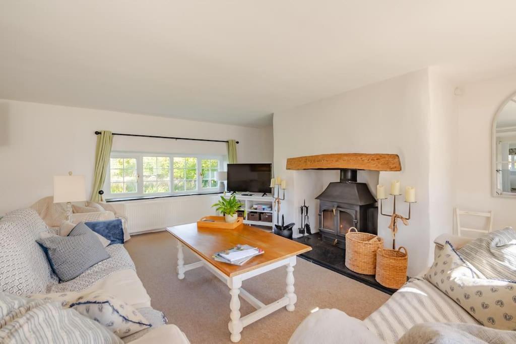 Rhos Y Bel Cottage Angelsey Llangadwaladr  Kültér fotó
