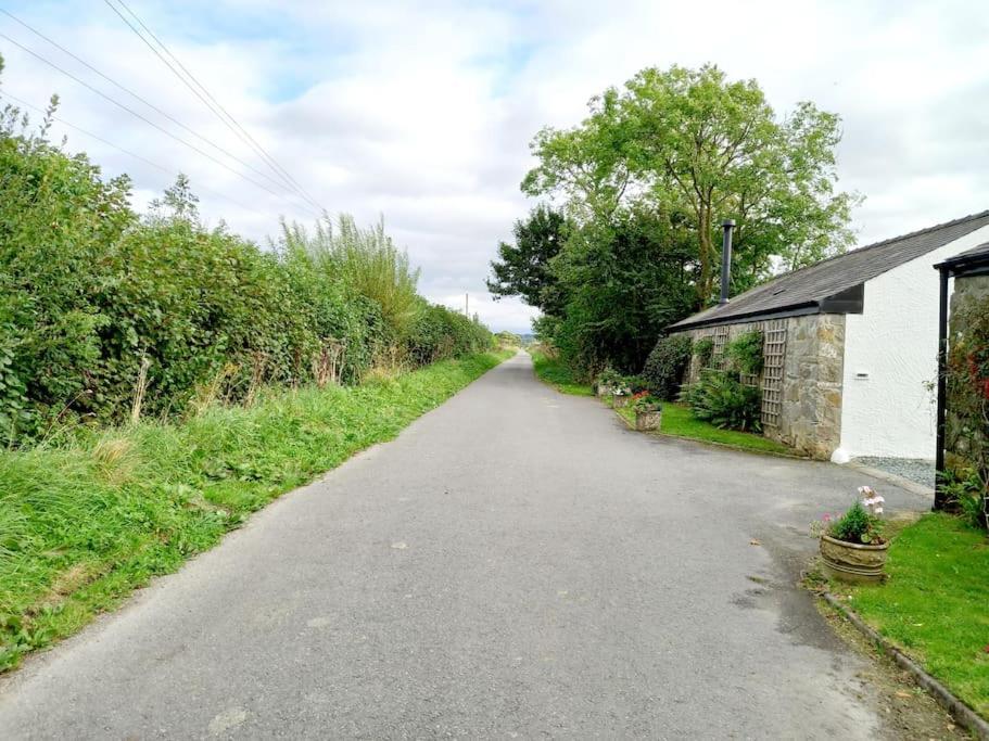 Rhos Y Bel Cottage Angelsey Llangadwaladr  Kültér fotó